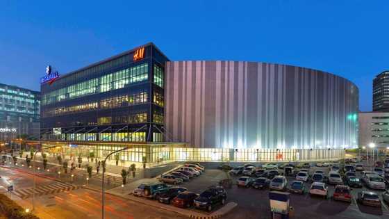 who-owns-shoprite-briefly-co-za