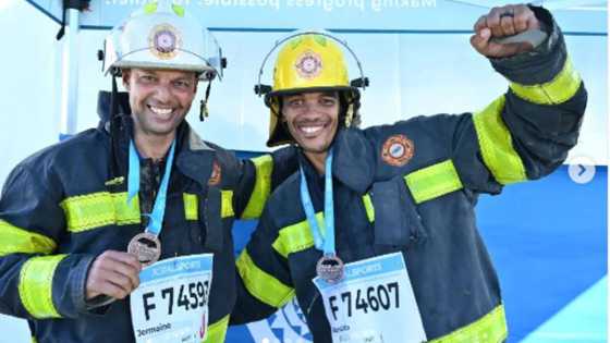 South African firefighters run Two Oceans Marathon in full gear, raise R180k for charity: Mzansi claps