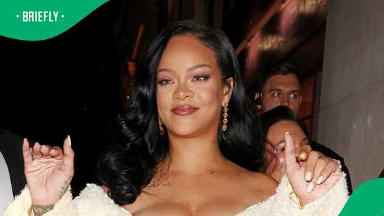 New video of Rihanna convinces fans she's pregnant with baby number 3: "She ain’t beating the allegations"