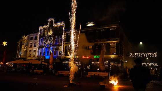 On Christmas eve, I visited my missing parents' abandoned house and found it beautifully decorated