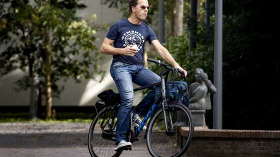 Bike-loving Rutte rides to record term as Dutch PM