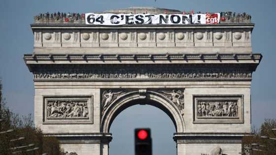 French pension talks end in 'failure' ahead of new protests