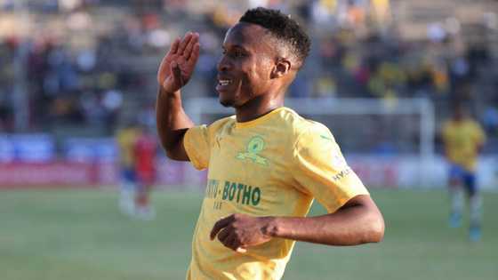 Themba Zwane, star of PSL Awards, walks away with R500k prize money