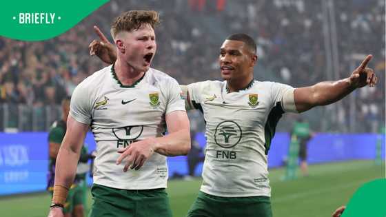 Springboks fans go wild for Xhosa commentary as Ethan Hooker scores first try