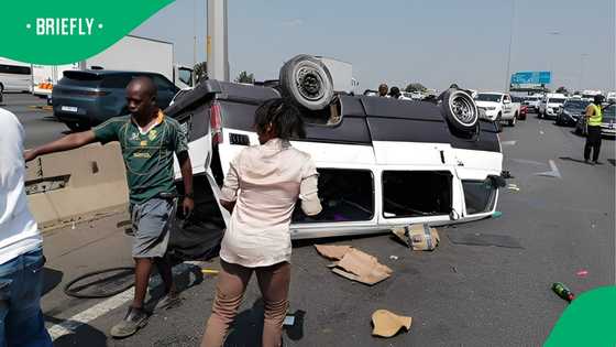 N1 taxi crash leaves 5 people dead, section of N1 closed as passengers remain trapped in vehicle