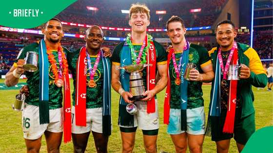 Bryan Habana celebrates as Blitzboks make history with first Hong Kong Sevens win