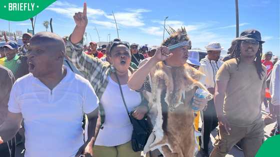 KuGompo City: Police clash with citizens as tensions escalate during march against foreign nationals