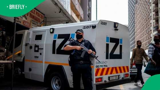 “Fear Ramaphosa’s economy”: SA floored by suspicious granny around Cash-in-transit van in viral TikTok video