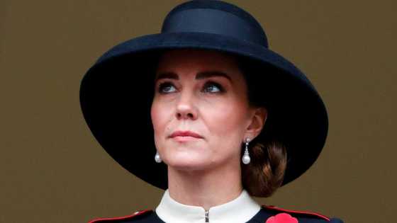 Duchess Kate Middleton pays homage to Princess Diana, dressed in a similar stylish outfit she wore in 1992