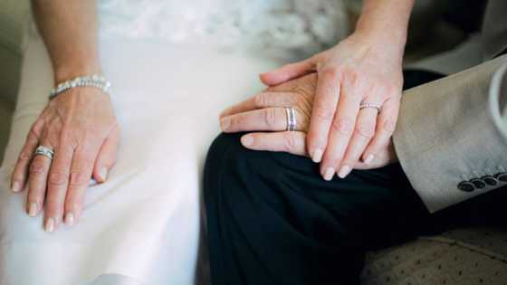 Elderly couple finally live happily ever, tying the knot after meeting as teens