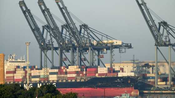 UAE and China promise Pakistan $1.3 bln to get IMF deal on track
