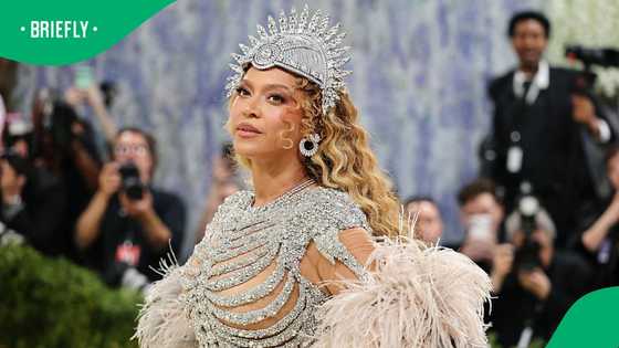 The Hive defends Beyoncé after trolls label her "old" in new Met Gala photos