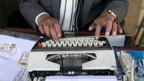 Love letters and tax returns: Bolivia's sidewalk scribes prefer typewriters
