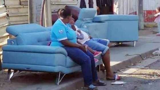 “A loot-tour continua:" R70k blue couch looted in KZN set to tour Gauteng after reaching viral fame online