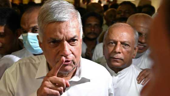 Sri Lanka president seeks unity government to save economy