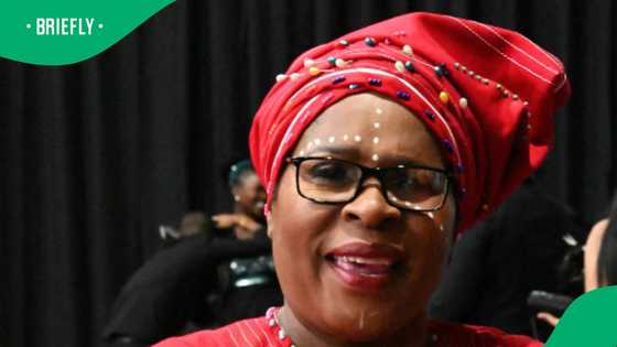 The cast and crew of 'Skeem Saam' wish Dieketseng Mnisi a happy birthday behind the scenes