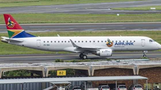 Airlink plane crashes into large bird on the way to Limpopo, propeller blade snaps off