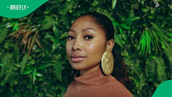 Enhle Mbali's viral photo leaves Mzansi swooning over her stunning legs
