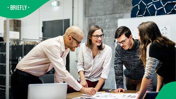How finance and HR can work together in the modern business environment