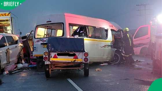 Leeu Gamka police open culpable homicide case after 21 die in N1 accident, SA blames taxi drivers