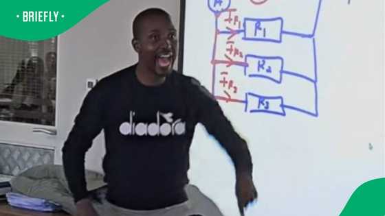 "We got the money": Teacher gives student over R3k for getting 2nd 100% exam mark in TikTok video