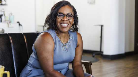 I moved in with the perfect man at 51 – Eight days later, I ran back home