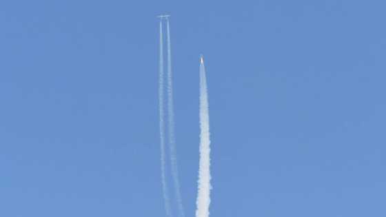 After long wait, Virgin Galactic begins commercial spaceflights