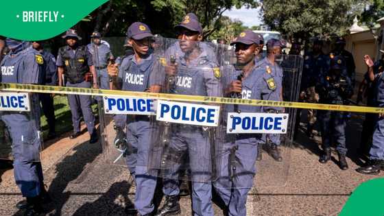 Westbury police officers flee after residents attack them, SA dumbfounded