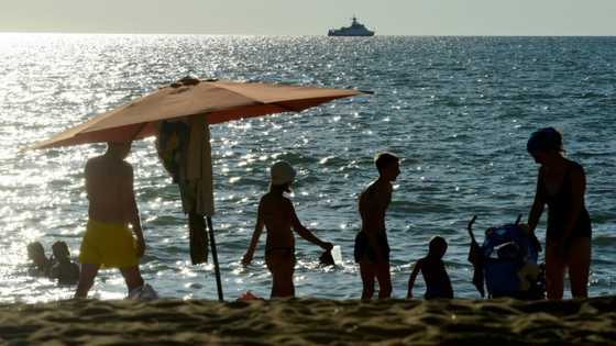Fighter jets and warships: Russians get a taste of Crimea summer vacation