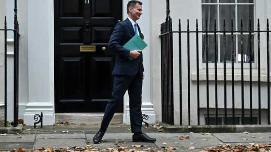 UK economy slides into recession ahead of election