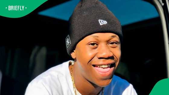 Amapiano singer Young Stunna dragged for throwing money on the ground