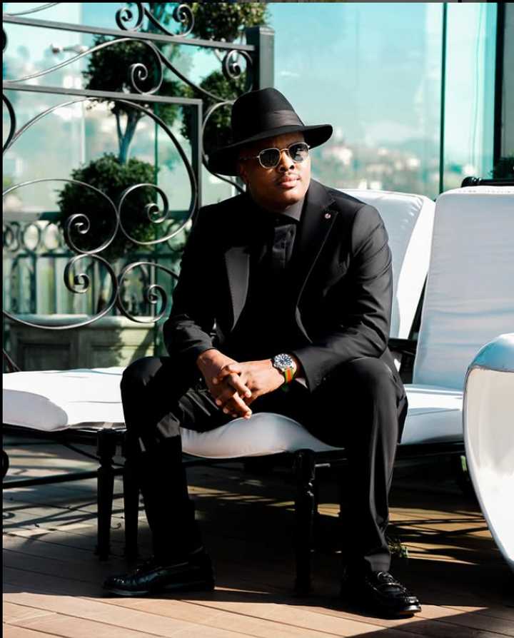 Khuzani Flying Mid-Performance at His Blue Nation Festival Has SA in ...