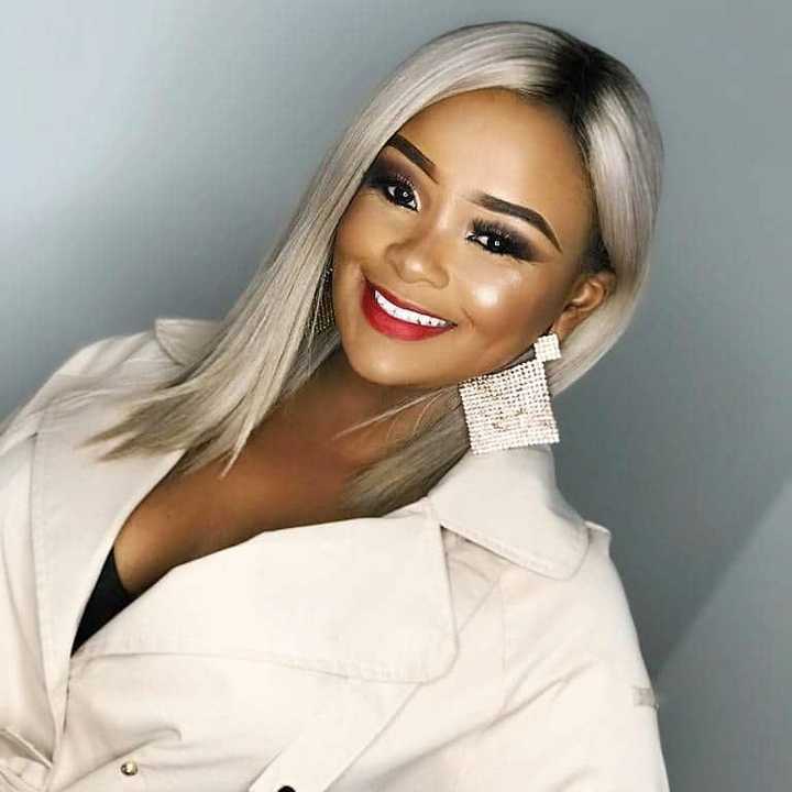 Nonhle Thema biography: age, husband, wedding, parents, school, Tweets ...