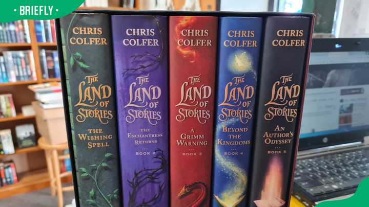 27 books like Percy Jackson: The ultimate list for fans of mythic