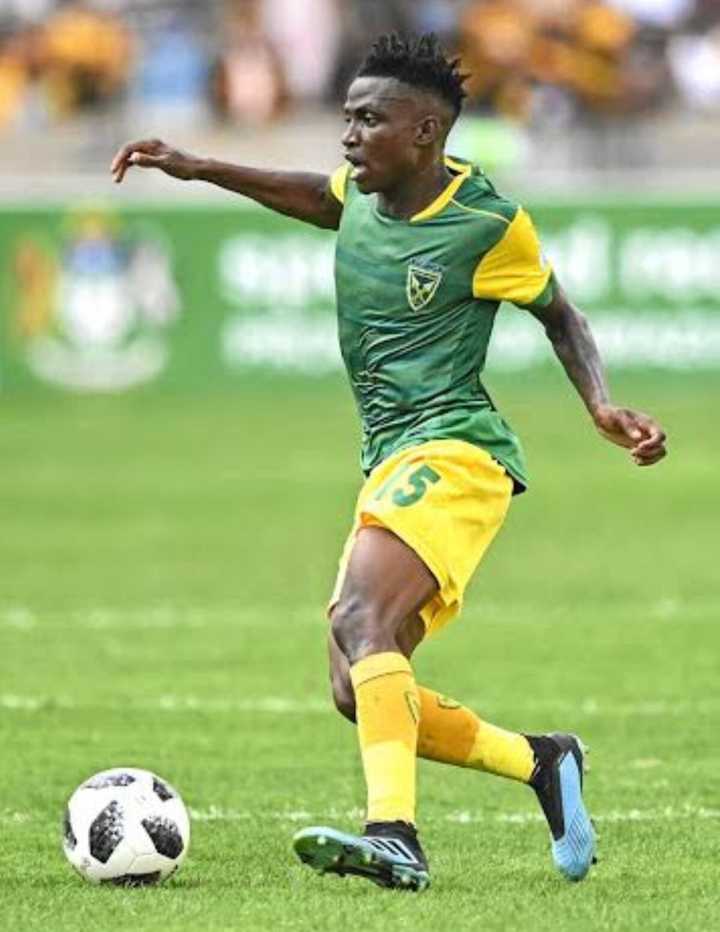 Ntsako Makhubela: age, family, skills, stats, salary, transfer, profile ...