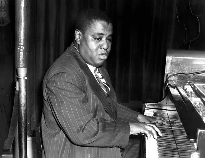 15 most famous blind piano players and musicians as of now - Briefly.co.za