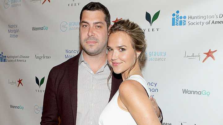 Arielle Kebbel’s husband: Is she married or dating co-star Zach Roerig? - Briefly.co.za