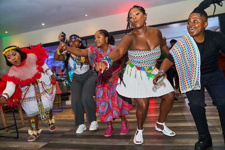 SABC 1 Launches New Telenovela ‘Amalanga Awafani’, Set to Takeover ...