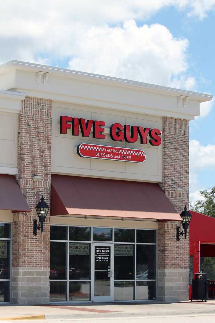 Who Owns Five Guys What Role Did Shaquille Oneal Play In Its Expansion Za 8846