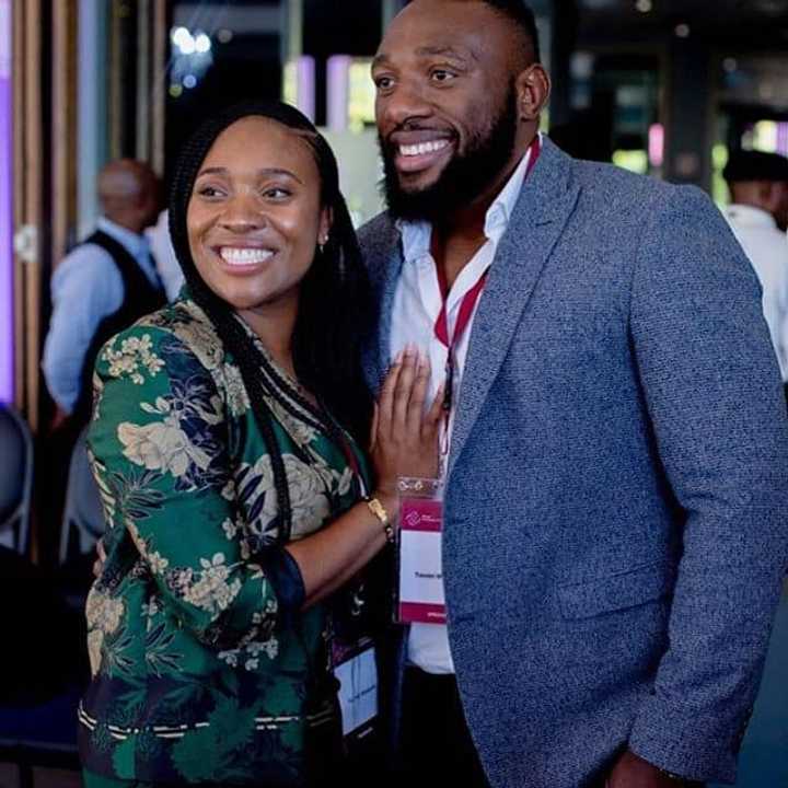 Tendai Mtawarira Biography Age Height Caps Wife Injury Book Car tendai-mtawarira-biography-age-height-caps-wife-injury-book-car