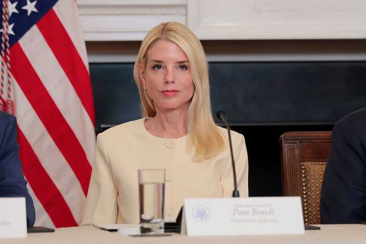 Who is Pam Bondi married to now? Clarifying her relationship with John